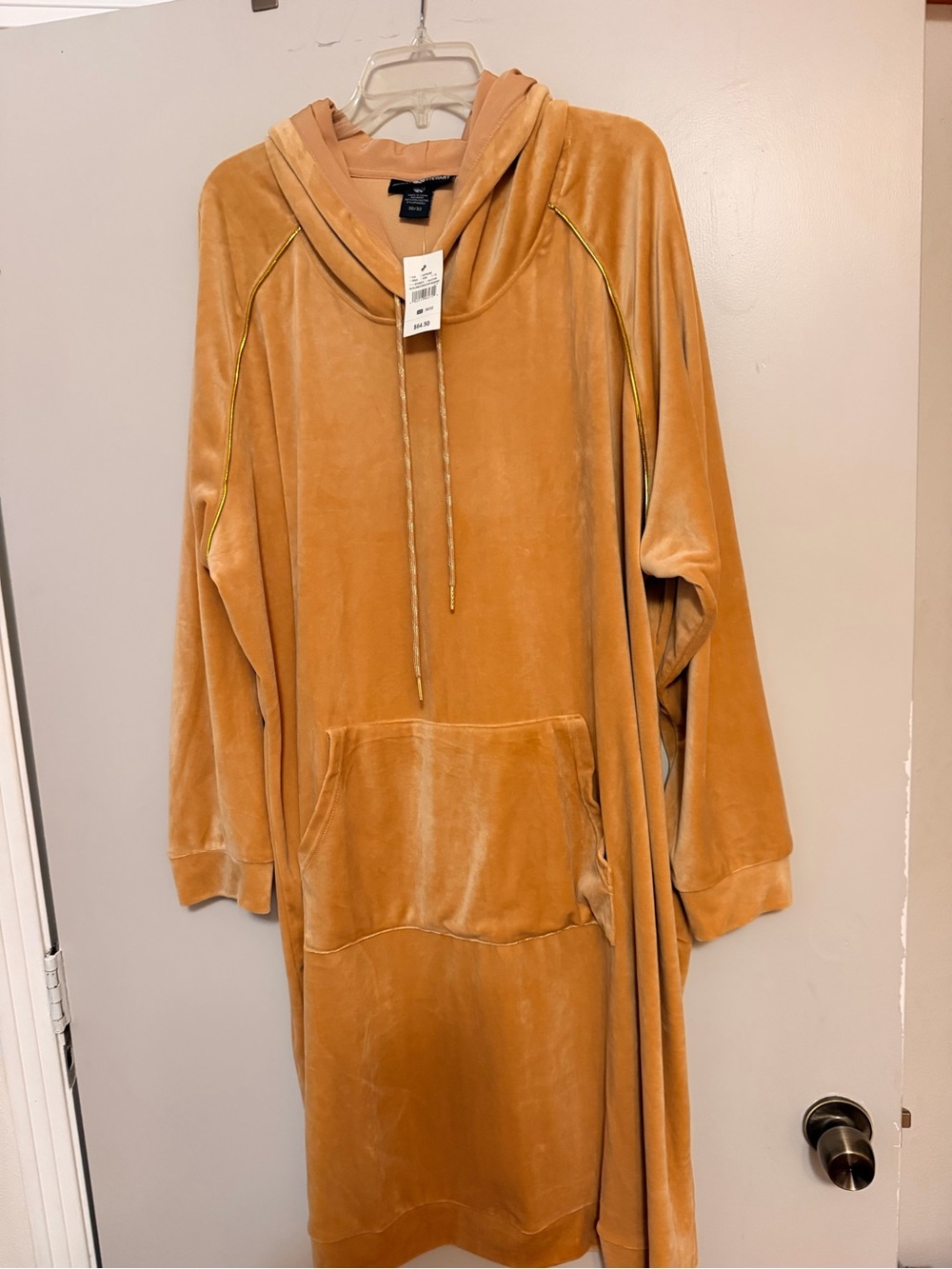 NWT Ashley Stewart Camel  Plush Hooded Tunic Dress with Gold Accents